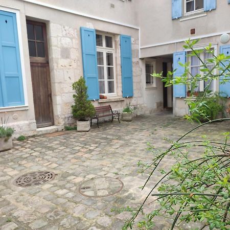 Le Gite De La Cathedrale Apartment Chartres Exterior photo